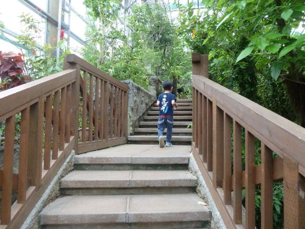 足立生物園